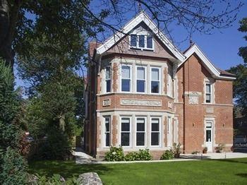 Chalfield Manor Boutique Hotel Bournemouth Esterno foto